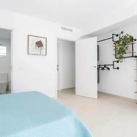 Holi-rent El Secreto De Lola